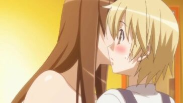 Sensual anime brunette wants to please the cute guy